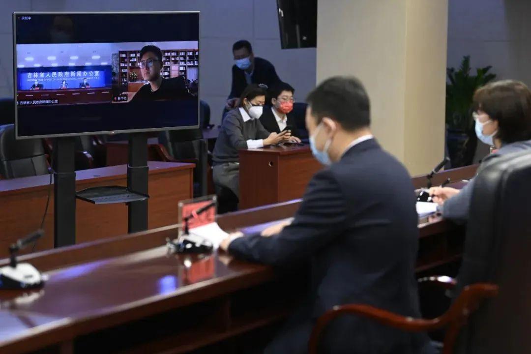 青梅竹马两无猜,今知三四来求亲是什么生肖请全面2释义、解释与落实、详细解答解释落实